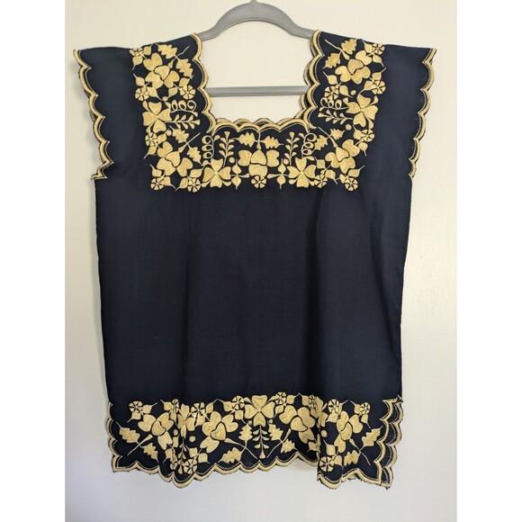 Unbranded Tops - Women Mexican Embroidered Navy Gold Top Floral Sz Small (EU 34) Anthropologie